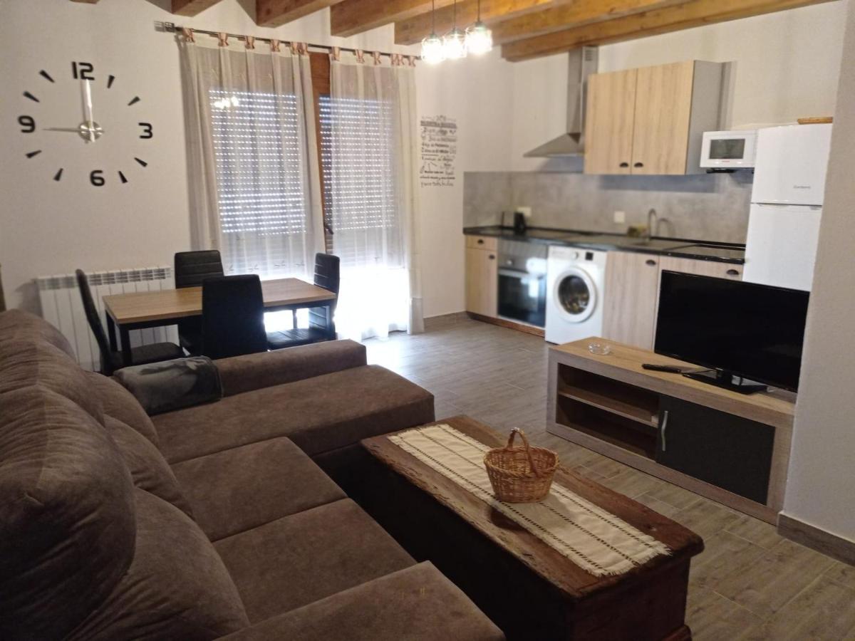 Apartamentos Casa Rural El Ventanico Olocau del Rey المظهر الخارجي الصورة