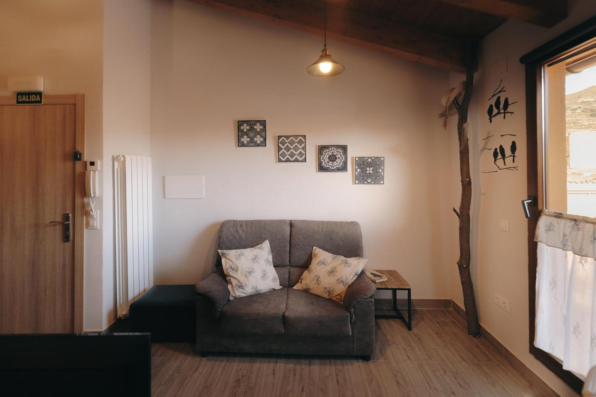 Apartamentos Casa Rural El Ventanico Olocau del Rey المظهر الخارجي الصورة